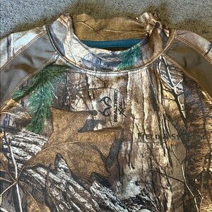 Field and StreamYouth Base Defense Midweight Mock Neck Base Layer Realtree Extra